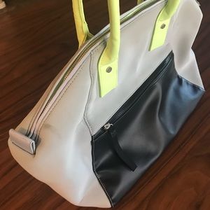 👀Lululemon weekender bag! 👀